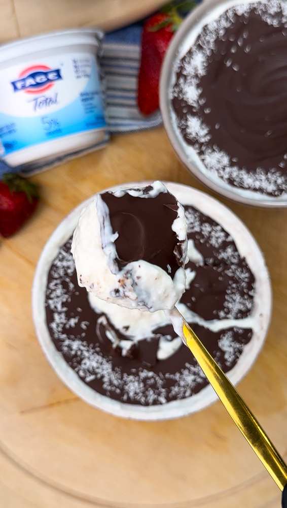 YOGURT BOWL AL COCCO - Pronta in 2 minuti, per iniziare bene la giornata!
