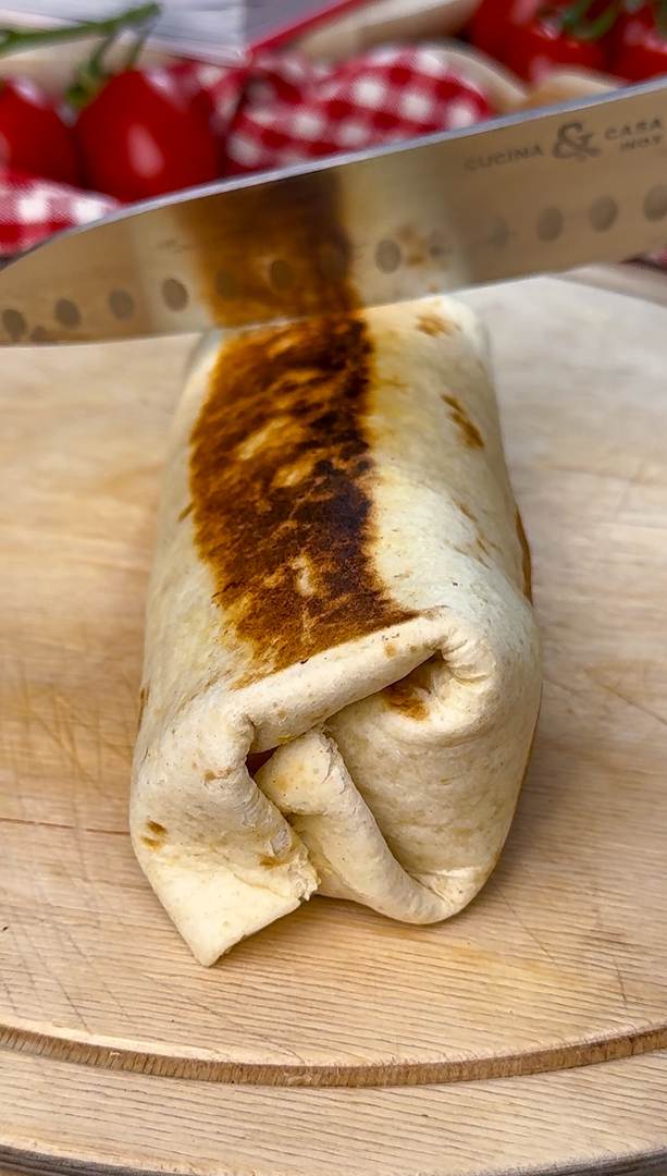 BURRITO PROTEICO IN 5 MINUTI con insalata di pollo light - 43g di proteine a porzione!