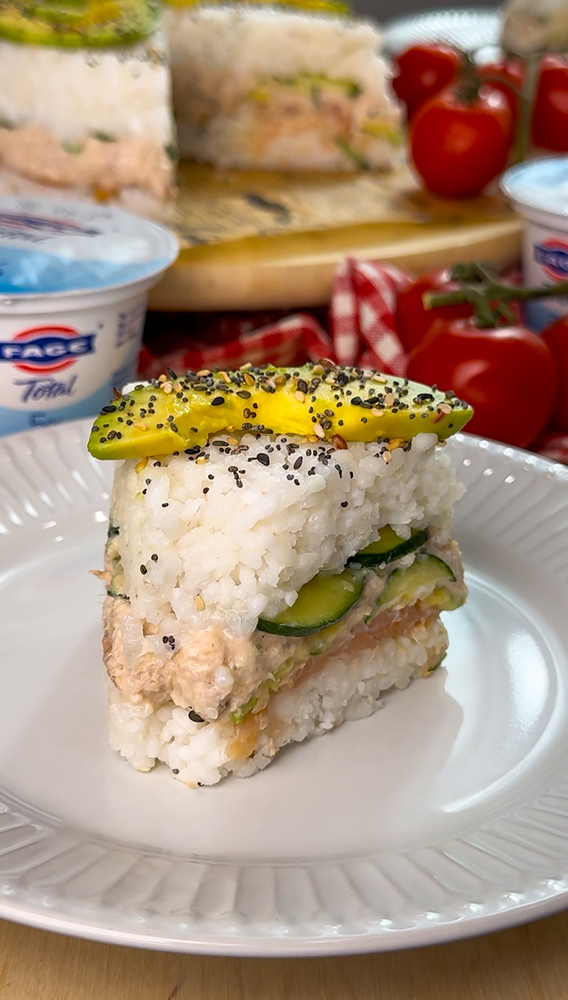 TORTA SUSHI IN 5 MINUTI - perfetta se ami il sushi ma sei a dieta!