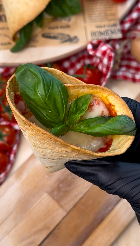 PIZZA CONI DI PIADINA solo 3 ingredienti - Pronti in 10 minuti!