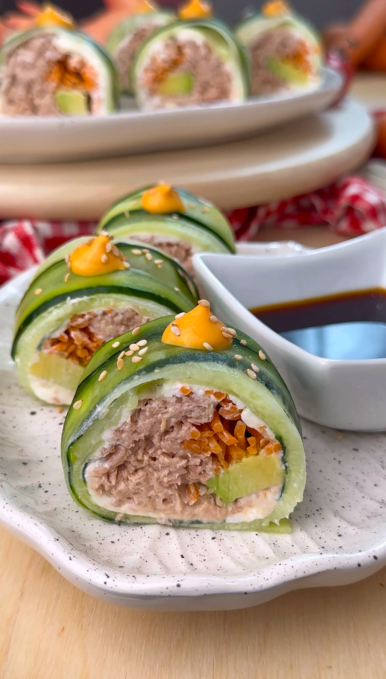 SUSHI DI CETRIOLO E TONNO LOW CARB
